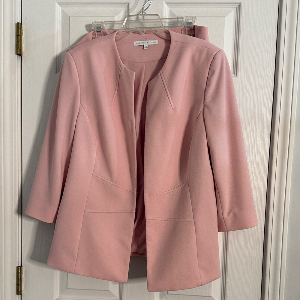 Women's Pink Skirt Suit